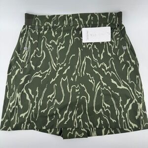 NWT‎ Athleta Vienna Cargo Skort Green Medium NWT